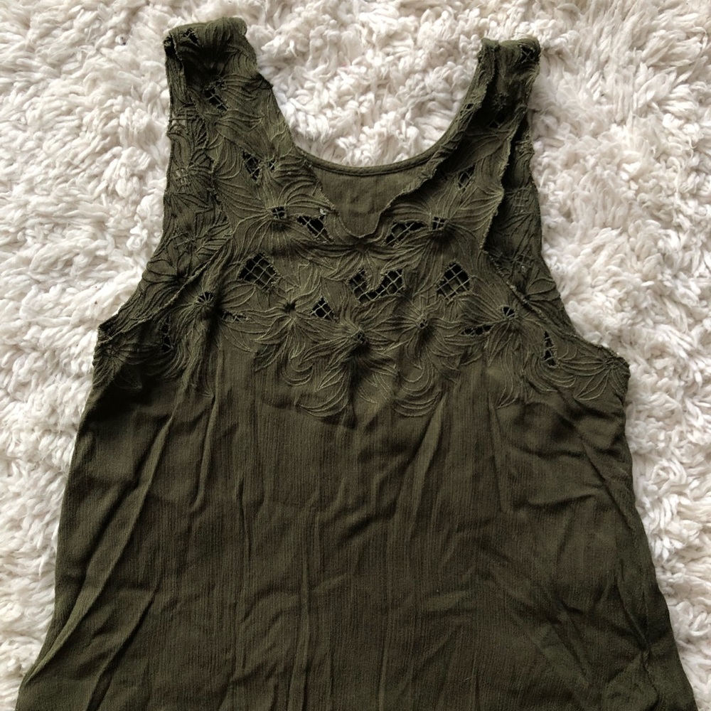lush brand eyelet tank